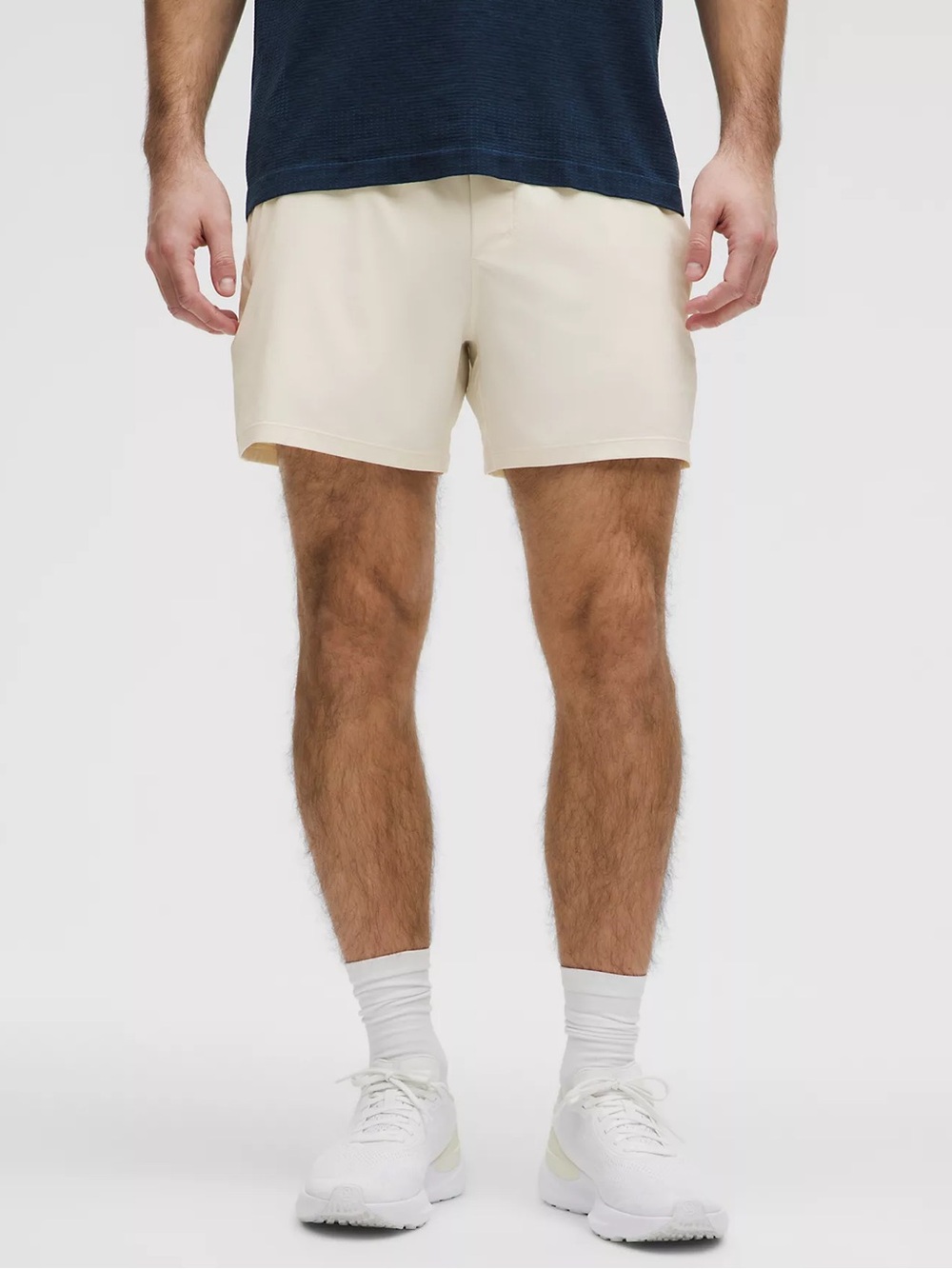 Lululemon Men's Bone Ivory Pace Breaker Linerless Short 5" size Medium